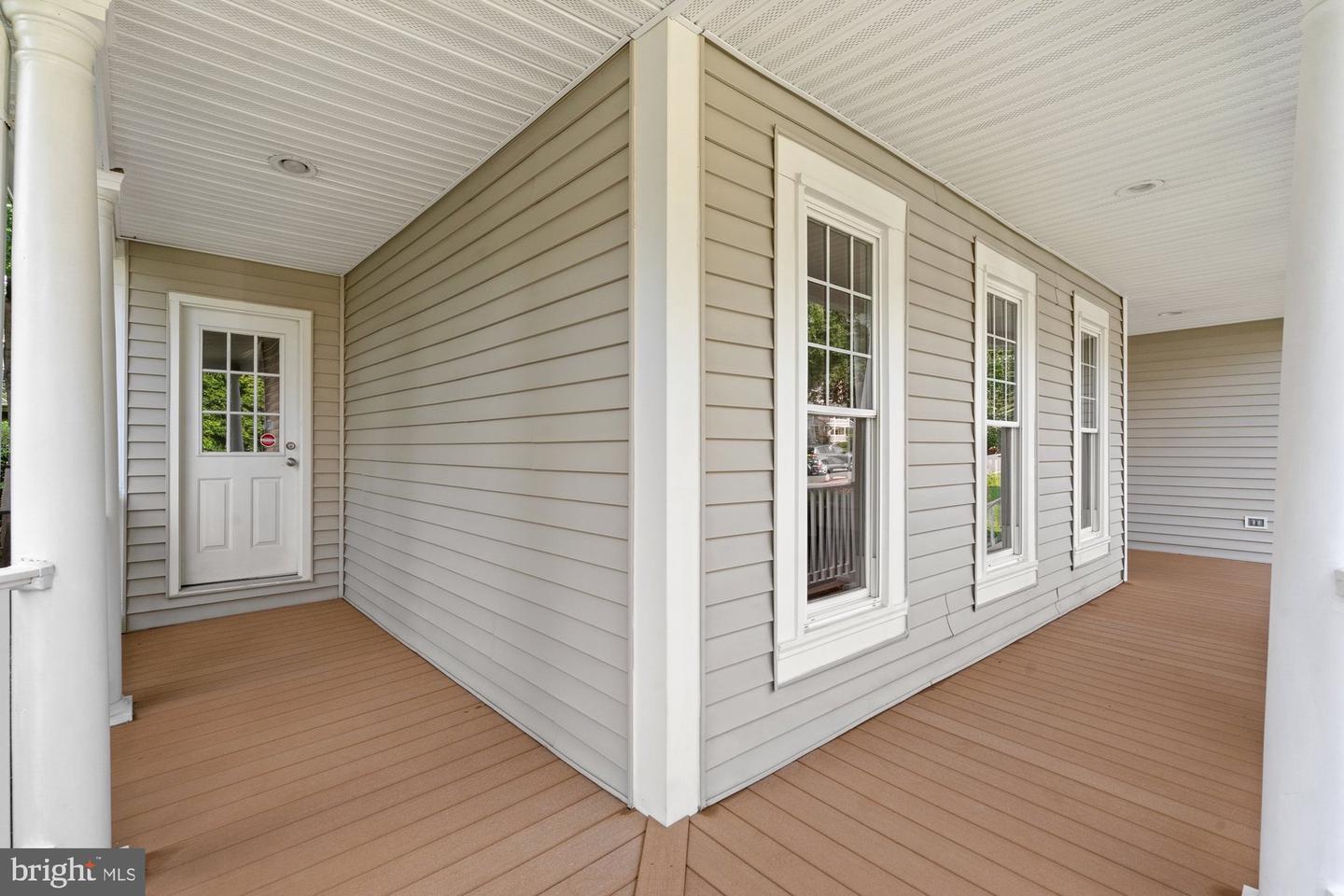 6015 FOREST RUN DR, CLIFTON, Virginia 20124, 4 Bedrooms Bedrooms, ,2 BathroomsBathrooms,Residential,For sale,6015 FOREST RUN DR,VAFX2246018 MLS # VAFX2246018