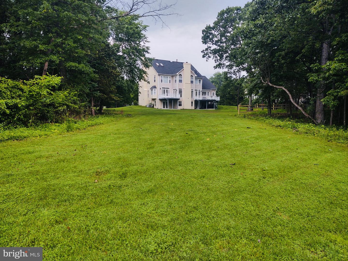 15566 SMITHFIELD PL, CENTREVILLE, Virginia 20120, 5 Bedrooms Bedrooms, ,4 BathroomsBathrooms,Residential,For sale,15566 SMITHFIELD PL,VAFX2245894 MLS # VAFX2245894