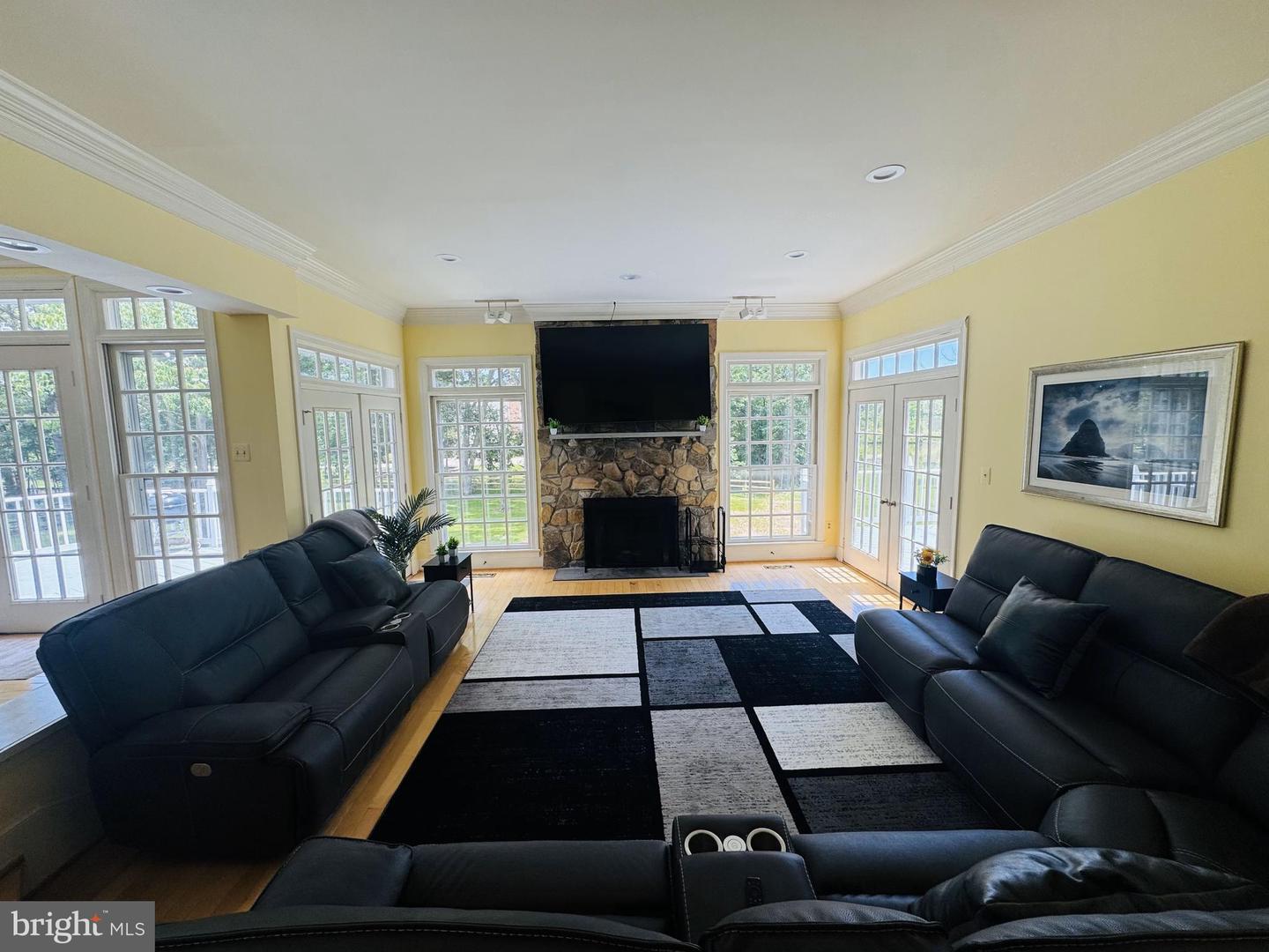 15566 SMITHFIELD PL, CENTREVILLE, Virginia 20120, 5 Bedrooms Bedrooms, ,4 BathroomsBathrooms,Residential,For sale,15566 SMITHFIELD PL,VAFX2245894 MLS # VAFX2245894