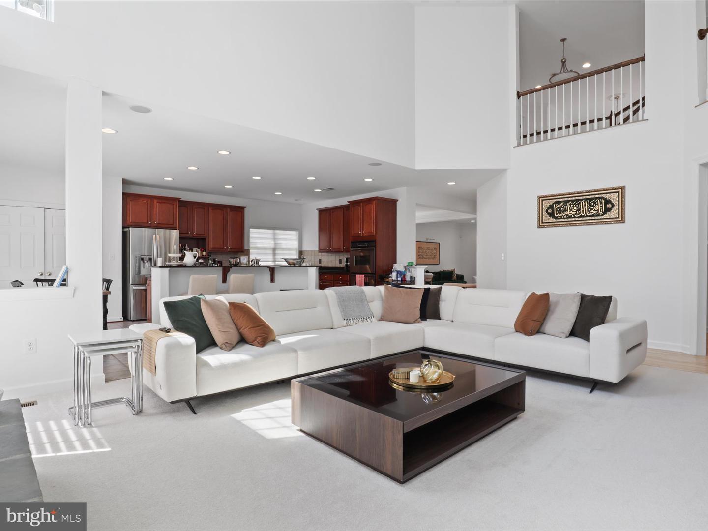 25738 S VILLAGE DR, CHANTILLY, Virginia 20152, 5 Bedrooms Bedrooms, ,4 BathroomsBathrooms,Residential,For sale,25738 S VILLAGE DR,VALO2099028 MLS # VALO2099028