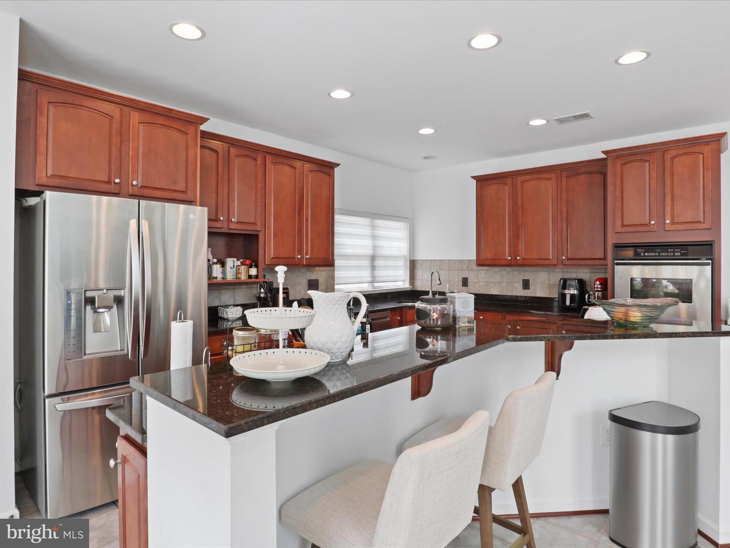 25738 S VILLAGE DR, CHANTILLY, Virginia 20152, 5 Bedrooms Bedrooms, ,4 BathroomsBathrooms,Residential,For sale,25738 S VILLAGE DR,VALO2099028 MLS # VALO2099028