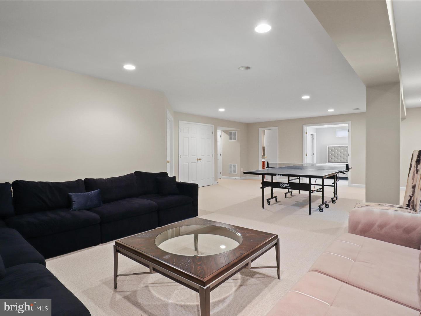 25738 S VILLAGE DR, CHANTILLY, Virginia 20152, 5 Bedrooms Bedrooms, ,4 BathroomsBathrooms,Residential,For sale,25738 S VILLAGE DR,VALO2099028 MLS # VALO2099028