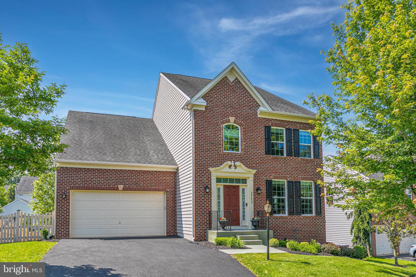 40652 BANSHEE DR, LEESBURG, Virginia 20175, 4 Bedrooms Bedrooms, ,3 BathroomsBathrooms,Residential,For sale,40652 BANSHEE DR,VALO2099032 MLS # VALO2099032
