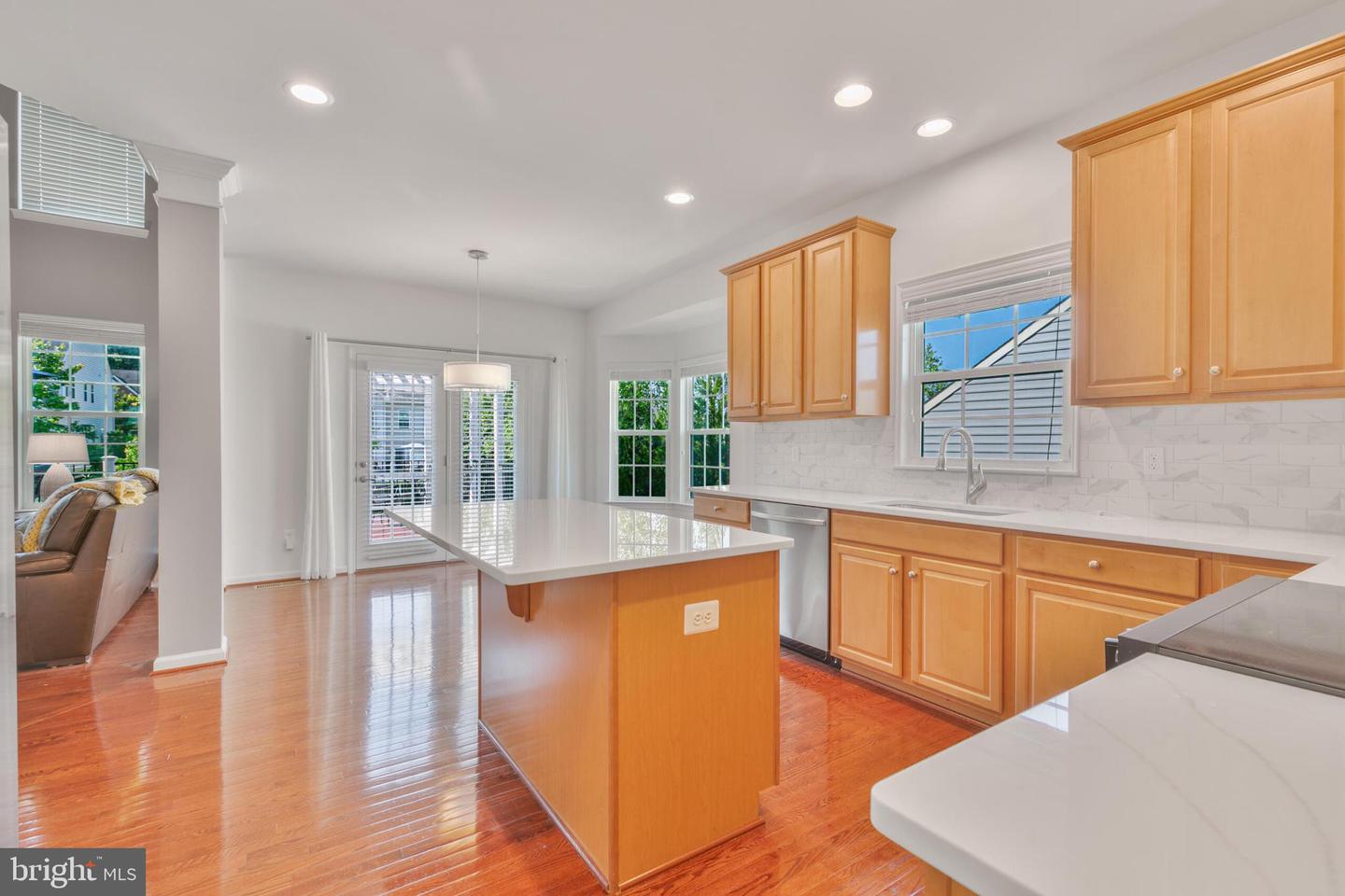 40652 BANSHEE DR, LEESBURG, Virginia 20175, 4 Bedrooms Bedrooms, ,3 BathroomsBathrooms,Residential,For sale,40652 BANSHEE DR,VALO2099032 MLS # VALO2099032