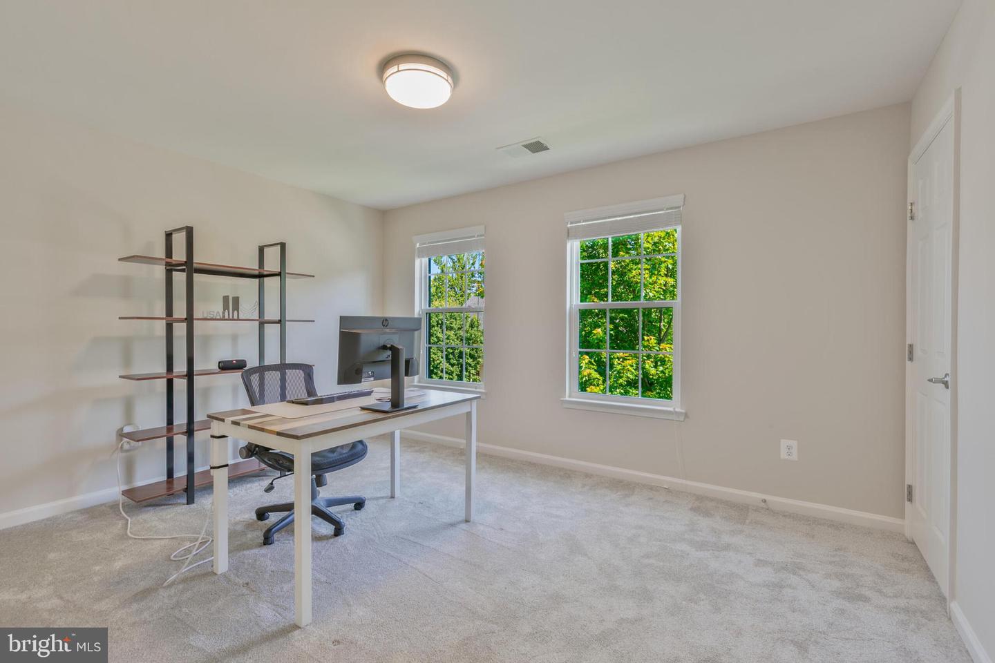 40652 BANSHEE DR, LEESBURG, Virginia 20175, 4 Bedrooms Bedrooms, ,3 BathroomsBathrooms,Residential,For sale,40652 BANSHEE DR,VALO2099032 MLS # VALO2099032
