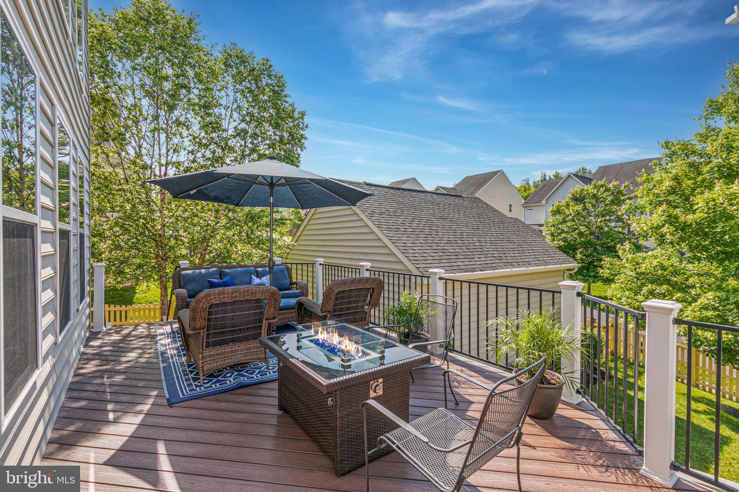 40652 BANSHEE DR, LEESBURG, Virginia 20175, 4 Bedrooms Bedrooms, ,3 BathroomsBathrooms,Residential,For sale,40652 BANSHEE DR,VALO2099032 MLS # VALO2099032