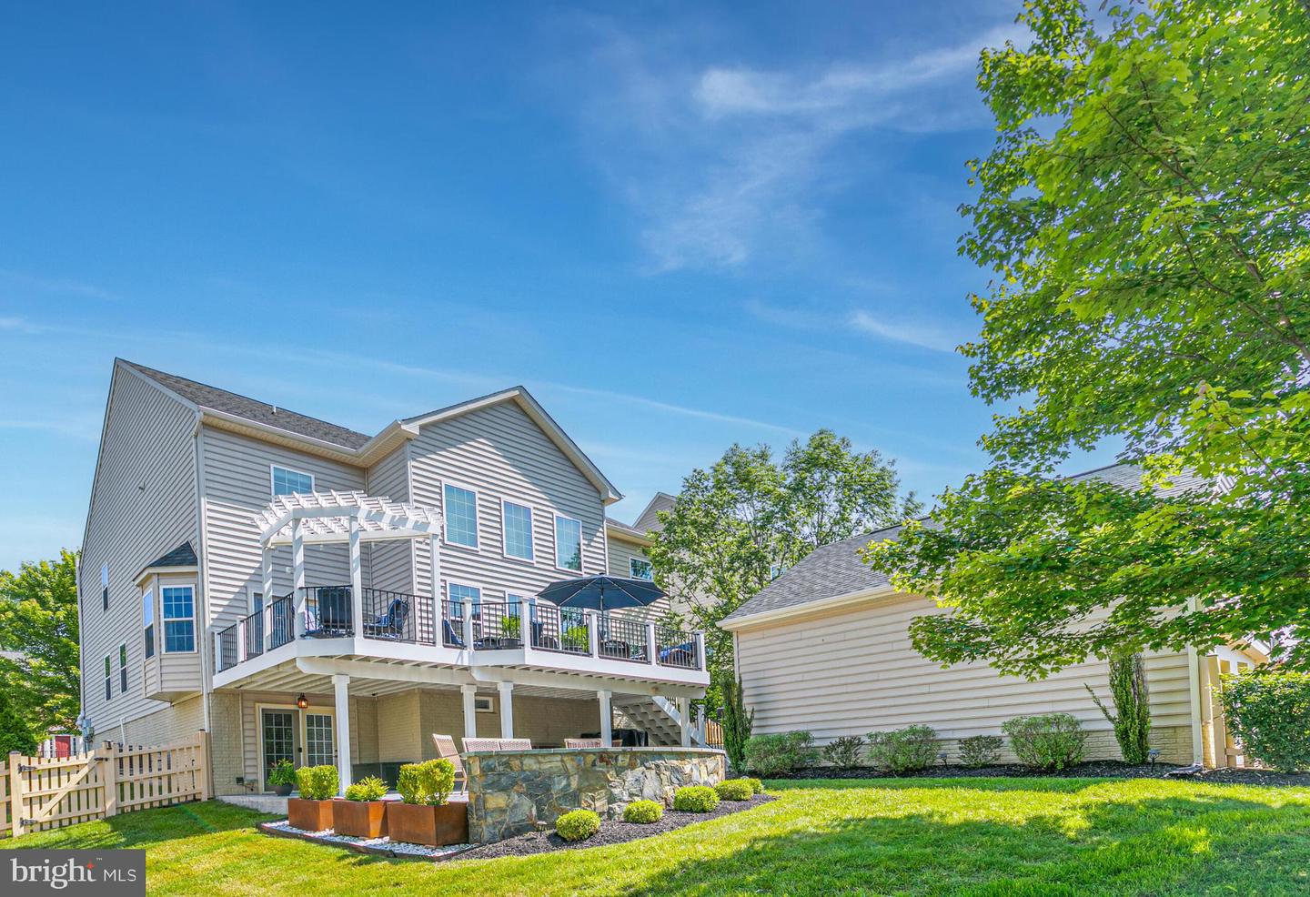 40652 BANSHEE DR, LEESBURG, Virginia 20175, 4 Bedrooms Bedrooms, ,3 BathroomsBathrooms,Residential,For sale,40652 BANSHEE DR,VALO2099032 MLS # VALO2099032