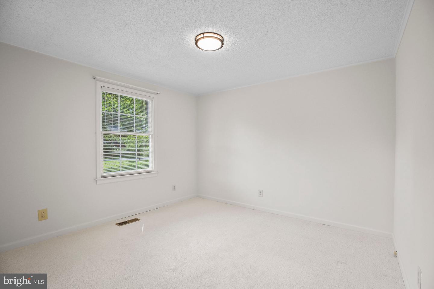 219 MUSKET LN, LOCUST GROVE, Virginia 22508, 3 Bedrooms Bedrooms, ,2 BathroomsBathrooms,Residential,For sale,219 MUSKET LN,VAOR2009886 MLS # VAOR2009886