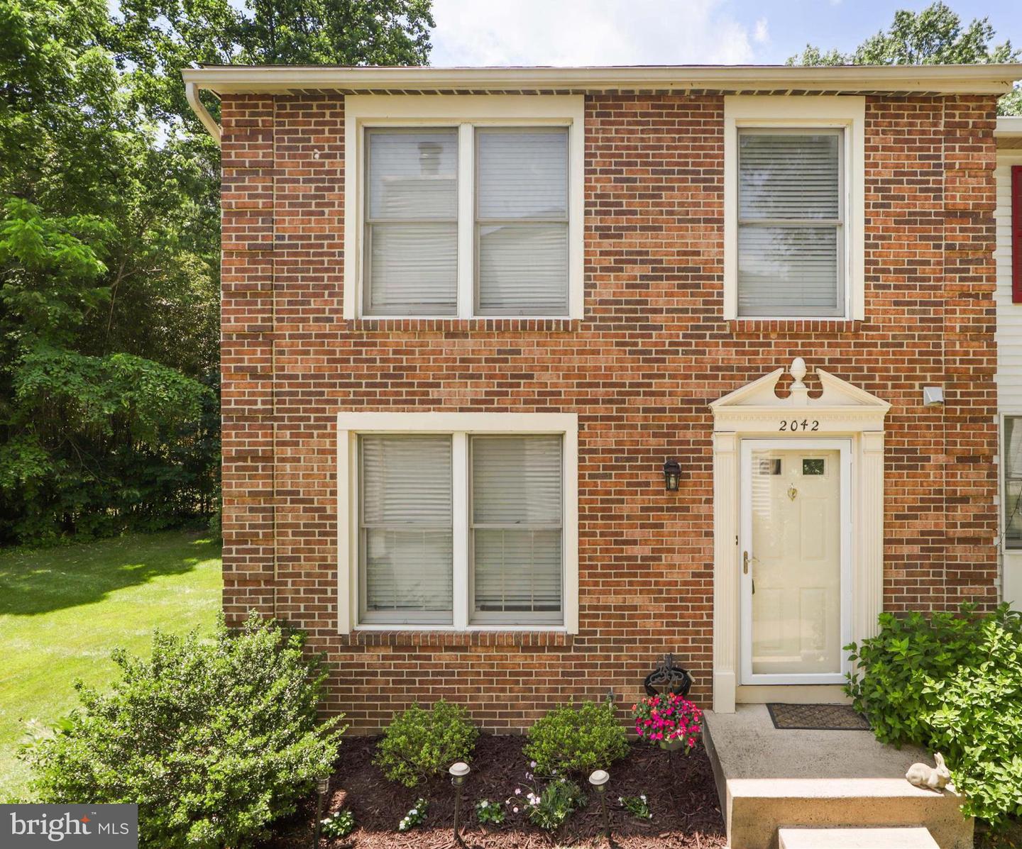 2042 BROOKS SQUARE PL, FALLS CHURCH, Virginia 22043, 3 Bedrooms Bedrooms, ,2 BathroomsBathrooms,Residential,For sale,2042 BROOKS SQUARE PL,VAFX2246336 MLS # VAFX2246336