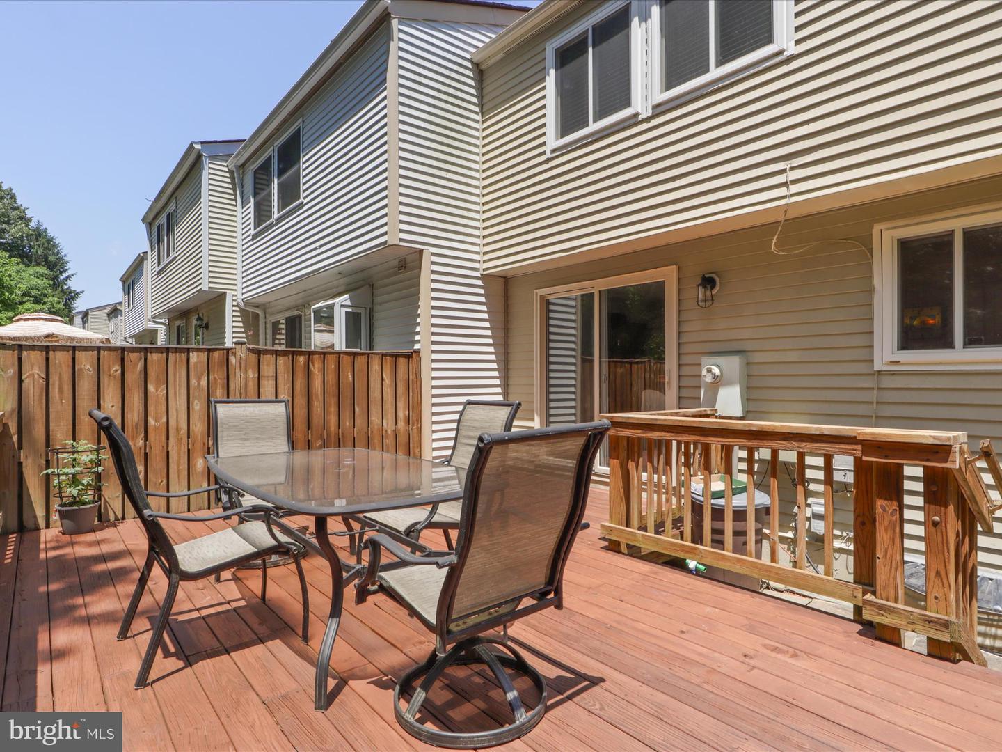 2042 BROOKS SQUARE PL, FALLS CHURCH, Virginia 22043, 3 Bedrooms Bedrooms, ,2 BathroomsBathrooms,Residential,For sale,2042 BROOKS SQUARE PL,VAFX2246336 MLS # VAFX2246336