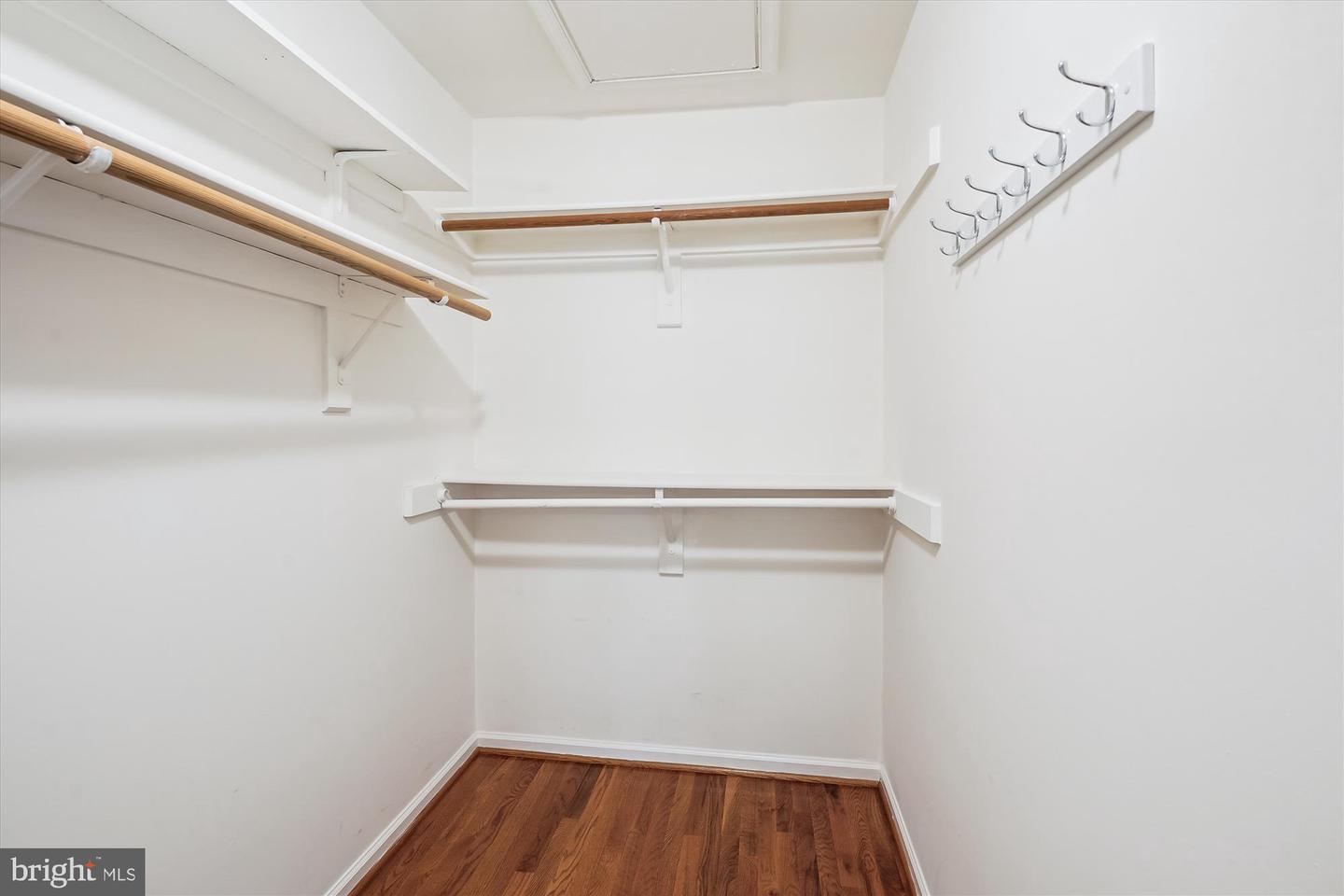 13148 ASHNUT LN, HERNDON, Virginia 20171, 3 Bedrooms Bedrooms, ,2 BathroomsBathrooms,Residential,For sale,13148 ASHNUT LN,VAFX2246424 MLS # VAFX2246424