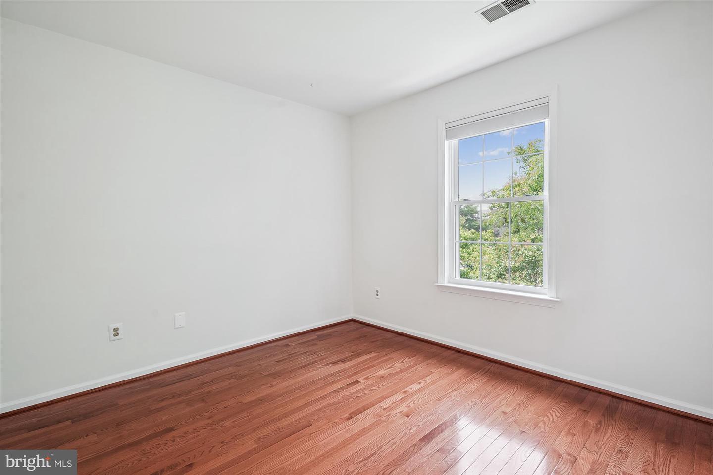 13148 ASHNUT LN, HERNDON, Virginia 20171, 3 Bedrooms Bedrooms, ,2 BathroomsBathrooms,Residential,For sale,13148 ASHNUT LN,VAFX2246424 MLS # VAFX2246424