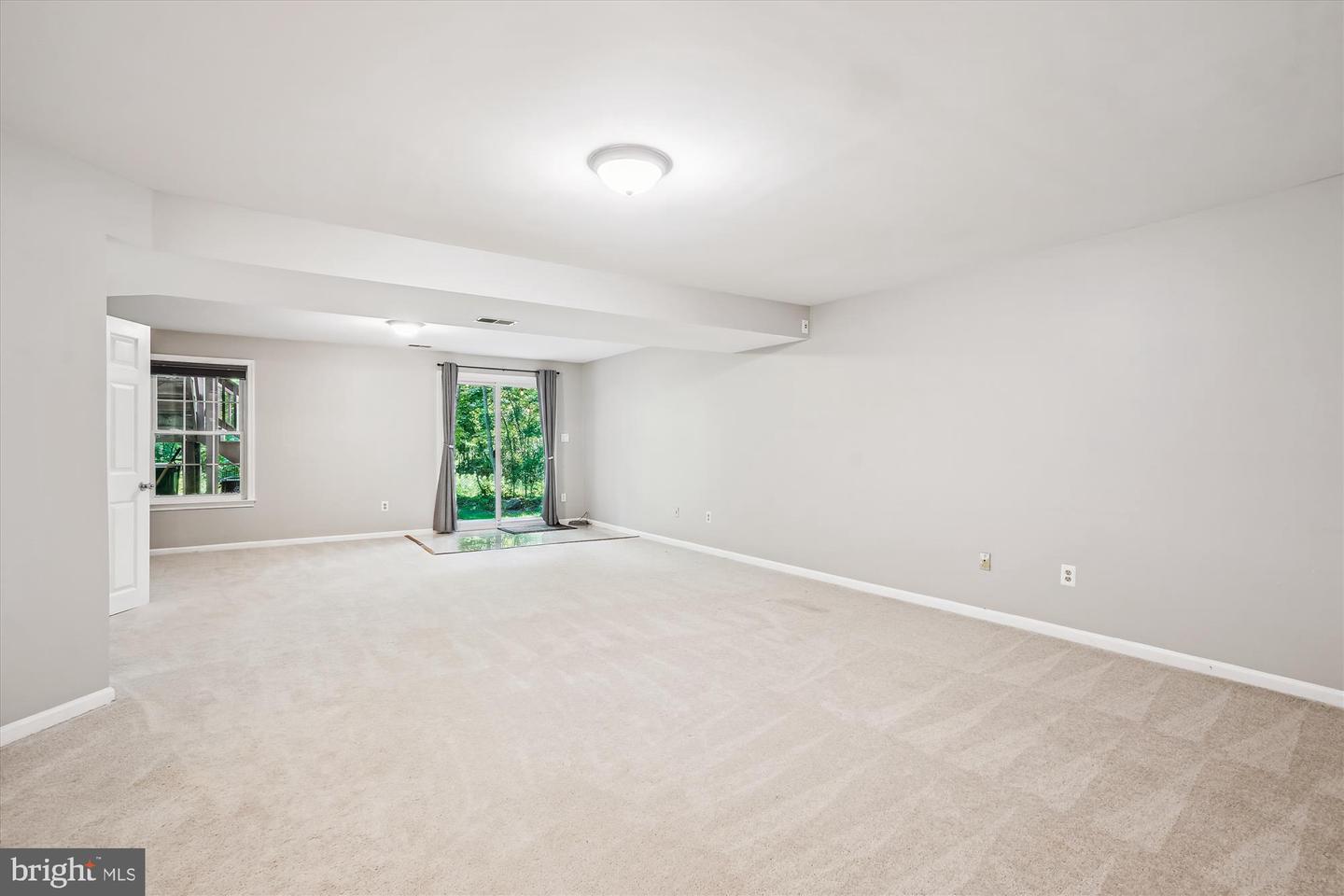 13148 ASHNUT LN, HERNDON, Virginia 20171, 3 Bedrooms Bedrooms, ,2 BathroomsBathrooms,Residential,For sale,13148 ASHNUT LN,VAFX2246424 MLS # VAFX2246424