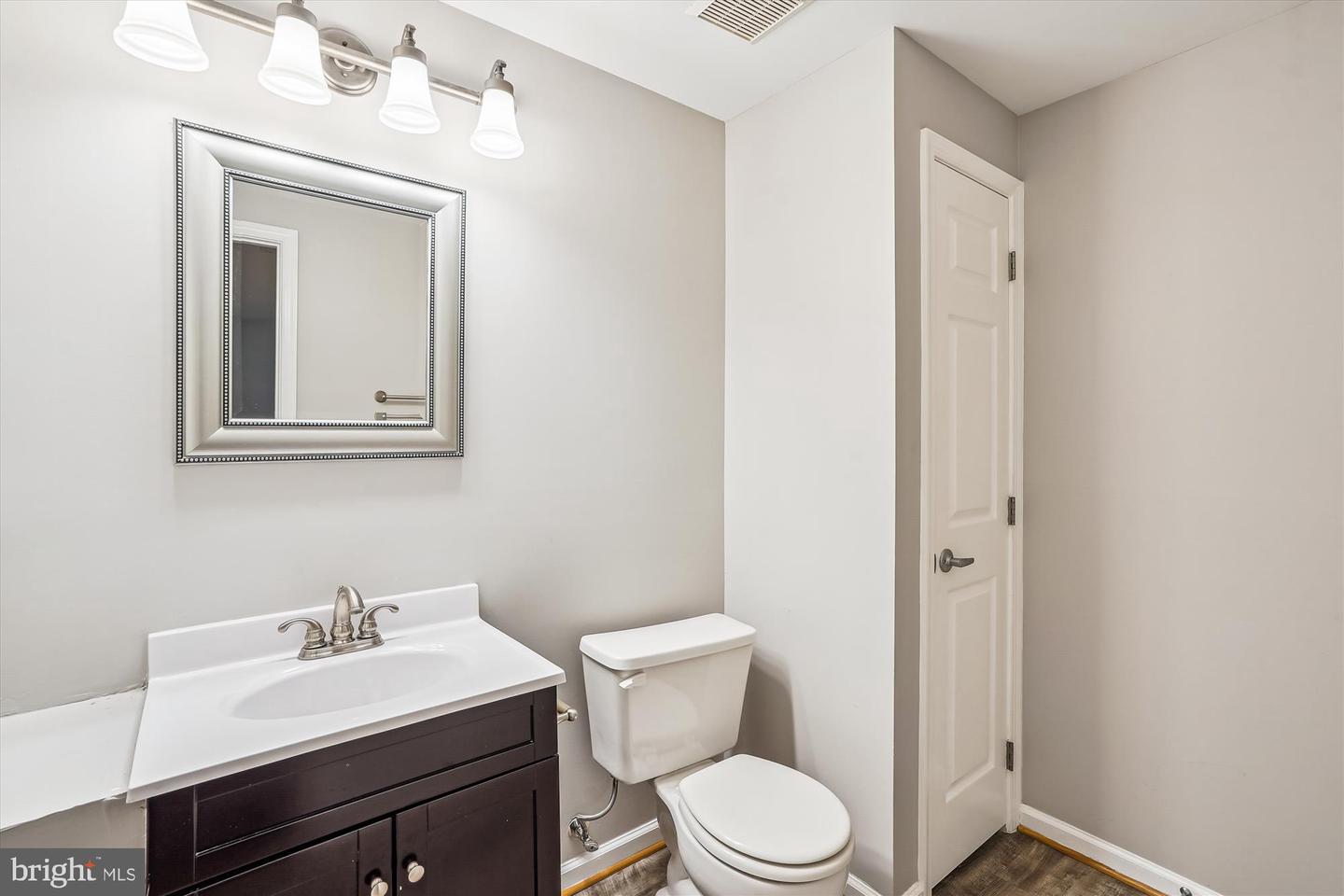 13148 ASHNUT LN, HERNDON, Virginia 20171, 3 Bedrooms Bedrooms, ,2 BathroomsBathrooms,Residential,For sale,13148 ASHNUT LN,VAFX2246424 MLS # VAFX2246424