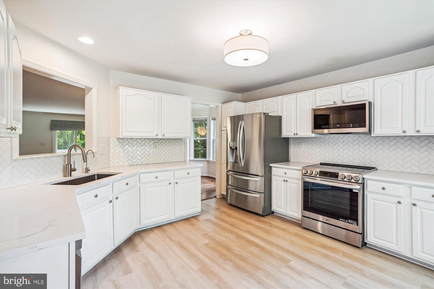 13148 ASHNUT LN, HERNDON, Virginia 20171, 3 Bedrooms Bedrooms, ,2 BathroomsBathrooms,Residential,For sale,13148 ASHNUT LN,VAFX2246424 MLS # VAFX2246424
