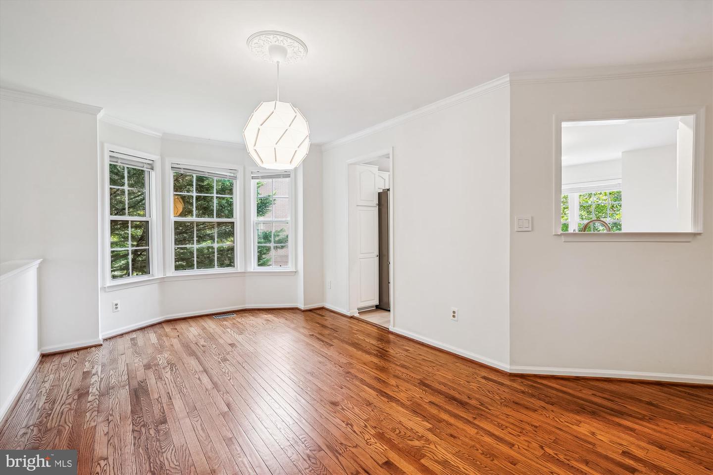 13148 ASHNUT LN, HERNDON, Virginia 20171, 3 Bedrooms Bedrooms, ,2 BathroomsBathrooms,Residential,For sale,13148 ASHNUT LN,VAFX2246424 MLS # VAFX2246424
