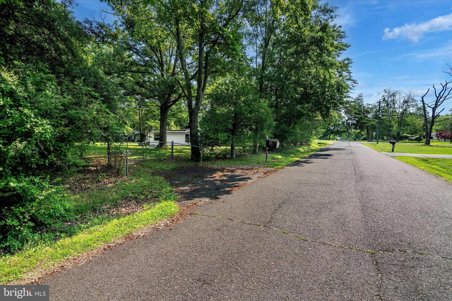 7626 WILEY DR, LORTON, Virginia 22079, ,2 BathroomsBathrooms,Residential,For sale,7626 WILEY DR,VAFX2246426 MLS # VAFX2246426