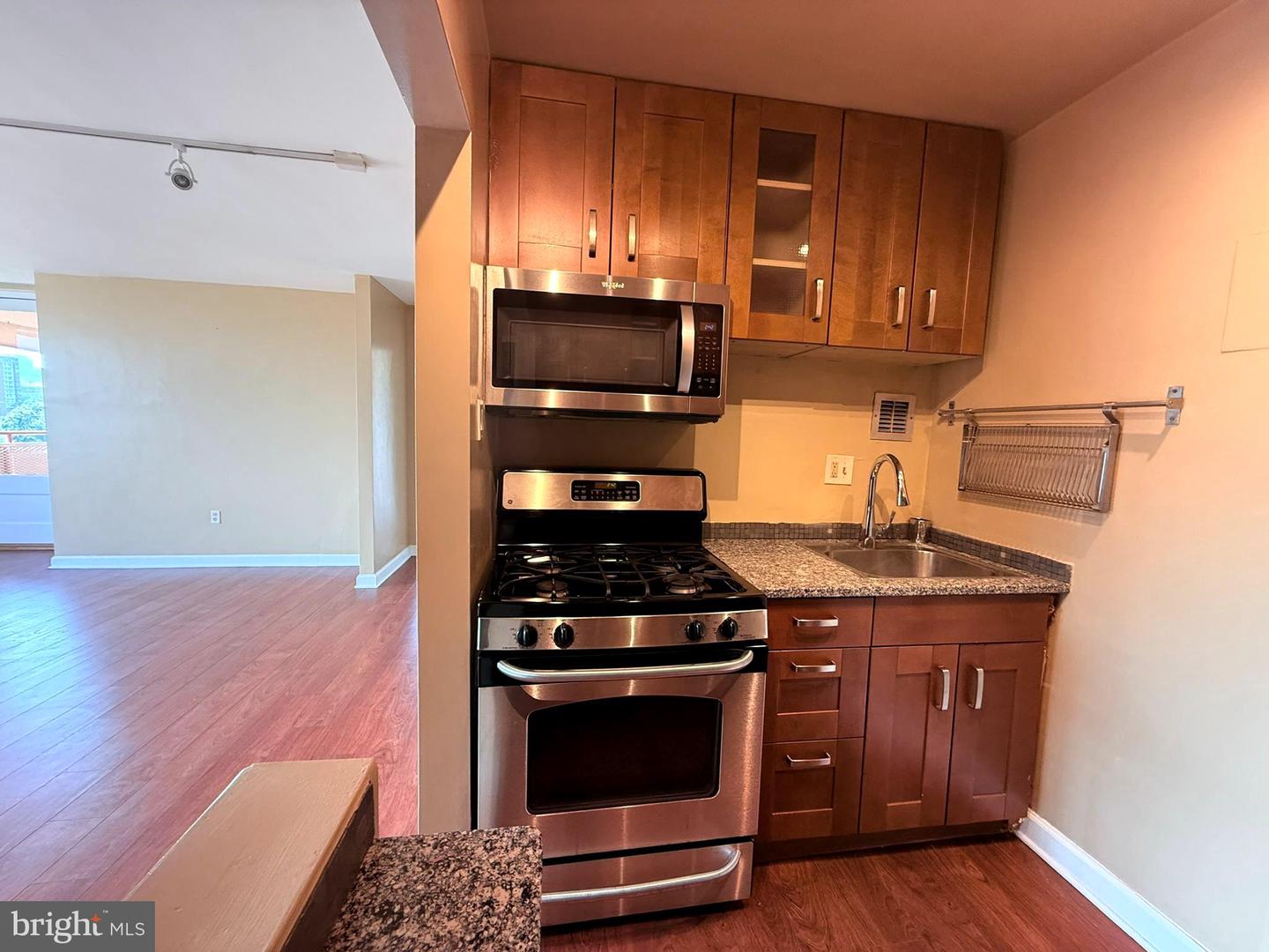 1111 ARLINGTON BLVD #907, ARLINGTON, Virginia 22209, 1 Bedroom Bedrooms, ,1 BathroomBathrooms,Residential,For sale,1111 ARLINGTON BLVD #907,VAAR2058930 MLS # VAAR2058930