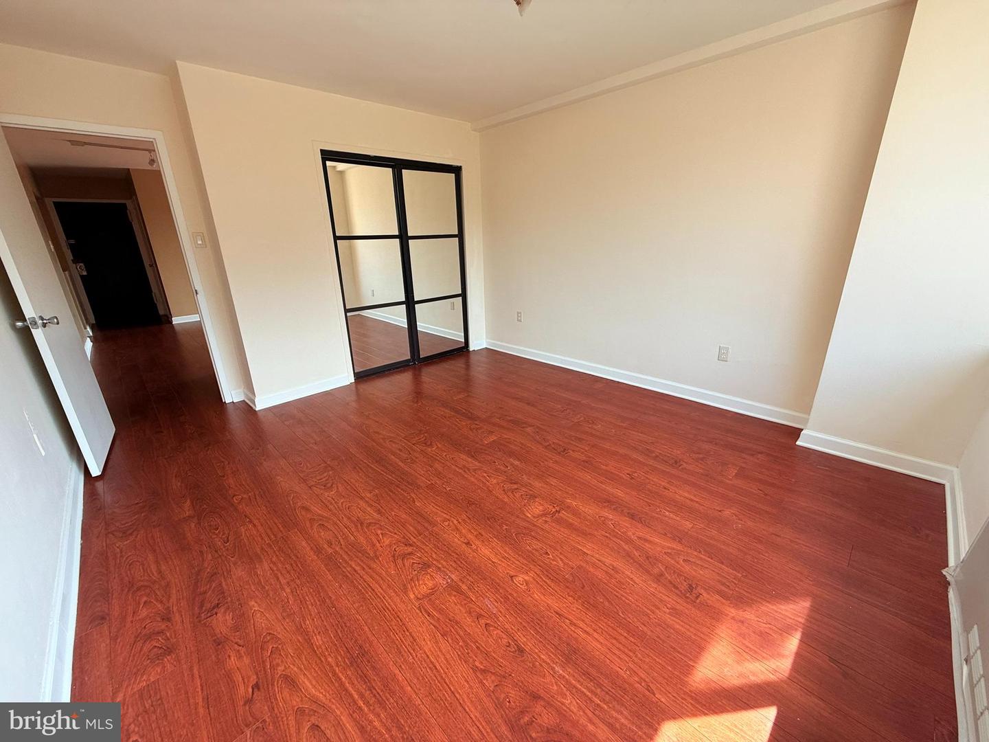1111 ARLINGTON BLVD #907, ARLINGTON, Virginia 22209, 1 Bedroom Bedrooms, ,1 BathroomBathrooms,Residential,For sale,1111 ARLINGTON BLVD #907,VAAR2058930 MLS # VAAR2058930