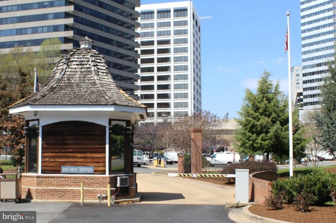 1111 ARLINGTON BLVD #907, ARLINGTON, Virginia 22209, 1 Bedroom Bedrooms, ,1 BathroomBathrooms,Residential,For sale,1111 ARLINGTON BLVD #907,VAAR2058930 MLS # VAAR2058930