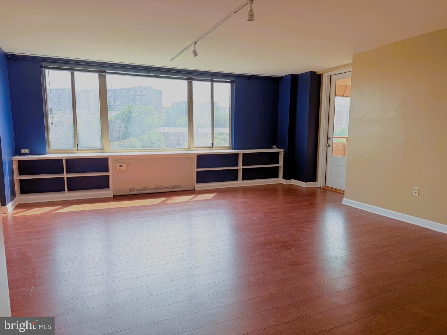 1111 ARLINGTON BLVD #907, ARLINGTON, Virginia 22209, 1 Bedroom Bedrooms, ,1 BathroomBathrooms,Residential,For sale,1111 ARLINGTON BLVD #907,VAAR2058930 MLS # VAAR2058930