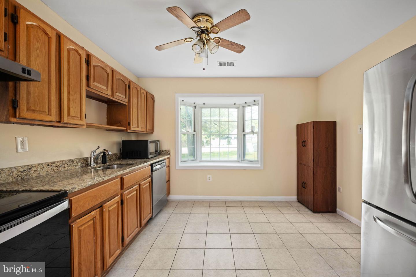 14797 TAMARACK PL, WOODBRIDGE, Virginia 22191, 3 Bedrooms Bedrooms, ,2 BathroomsBathrooms,Residential,For sale,14797 TAMARACK PL,VAPW2096626 MLS # VAPW2096626