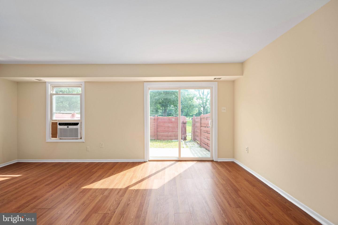 14797 TAMARACK PL, WOODBRIDGE, Virginia 22191, 3 Bedrooms Bedrooms, ,2 BathroomsBathrooms,Residential,For sale,14797 TAMARACK PL,VAPW2096626 MLS # VAPW2096626