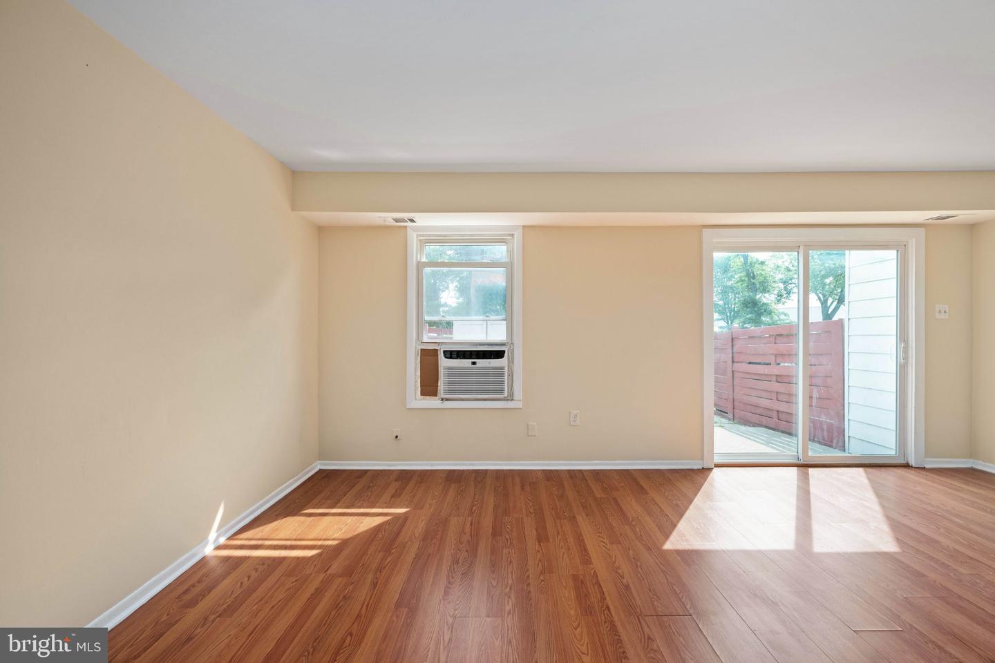 14797 TAMARACK PL, WOODBRIDGE, Virginia 22191, 3 Bedrooms Bedrooms, ,2 BathroomsBathrooms,Residential,For sale,14797 TAMARACK PL,VAPW2096626 MLS # VAPW2096626