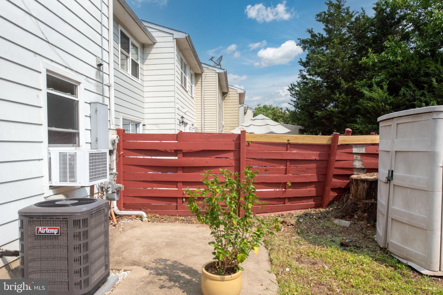 14797 TAMARACK PL, WOODBRIDGE, Virginia 22191, 3 Bedrooms Bedrooms, ,2 BathroomsBathrooms,Residential,For sale,14797 TAMARACK PL,VAPW2096626 MLS # VAPW2096626