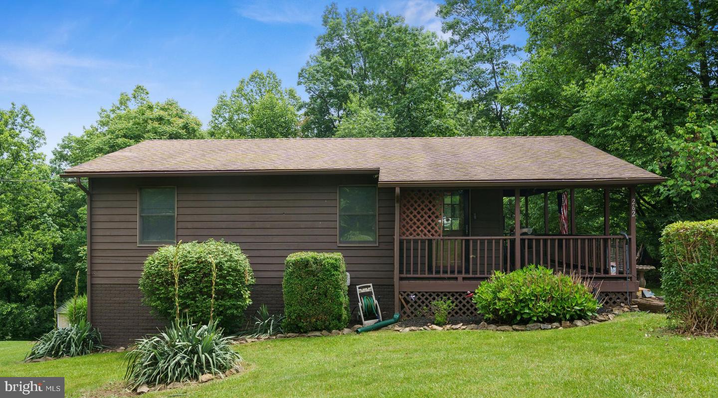 262 BLUE VALLEY RD, LINDEN, Virginia 22642, 3 Bedrooms Bedrooms, ,1 BathroomBathrooms,Residential,For sale,262 BLUE VALLEY RD,VAWR2011408 MLS # VAWR2011408