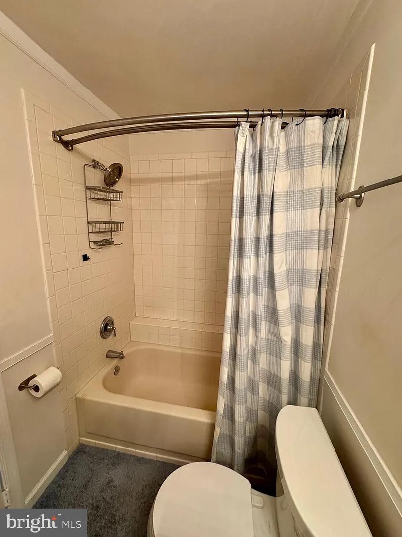 6215 STONEPATH CIR, CENTREVILLE, Virginia 20120, 2 Bedrooms Bedrooms, ,2 BathroomsBathrooms,Residential,For sale,6215 STONEPATH CIR,VAFX2246710 MLS # VAFX2246710