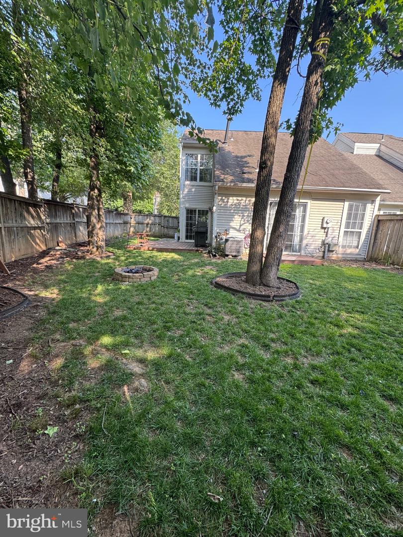 6215 STONEPATH CIR, CENTREVILLE, Virginia 20120, 2 Bedrooms Bedrooms, ,2 BathroomsBathrooms,Residential,For sale,6215 STONEPATH CIR,VAFX2246710 MLS # VAFX2246710