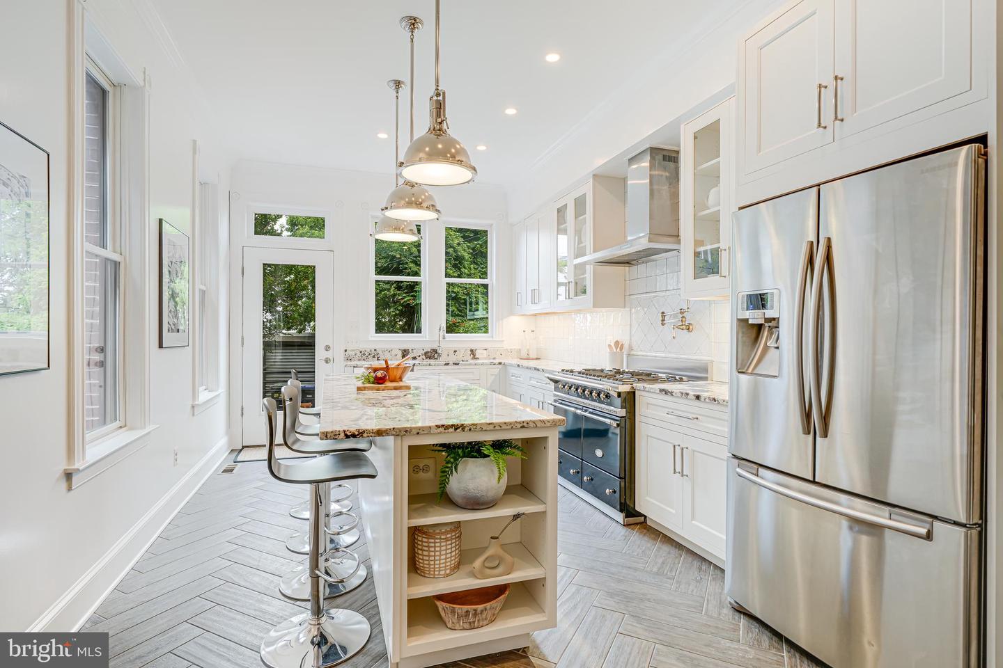 23 N ST NW, WASHINGTON, District Of Columbia 20001, 5 Bedrooms Bedrooms, ,4 BathroomsBathrooms,Residential,For sale,23 N ST NW,DCDC2205088 MLS # DCDC2205088