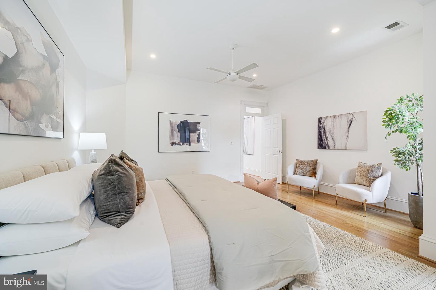 23 N ST NW, WASHINGTON, District Of Columbia 20001, 5 Bedrooms Bedrooms, ,4 BathroomsBathrooms,Residential,For sale,23 N ST NW,DCDC2205088 MLS # DCDC2205088