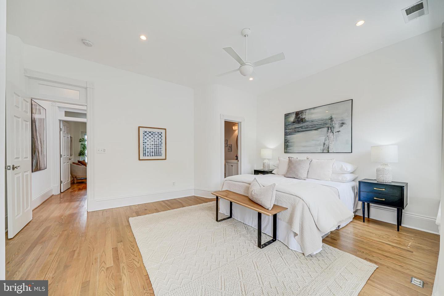 23 N ST NW, WASHINGTON, District Of Columbia 20001, 5 Bedrooms Bedrooms, ,4 BathroomsBathrooms,Residential,For sale,23 N ST NW,DCDC2205088 MLS # DCDC2205088