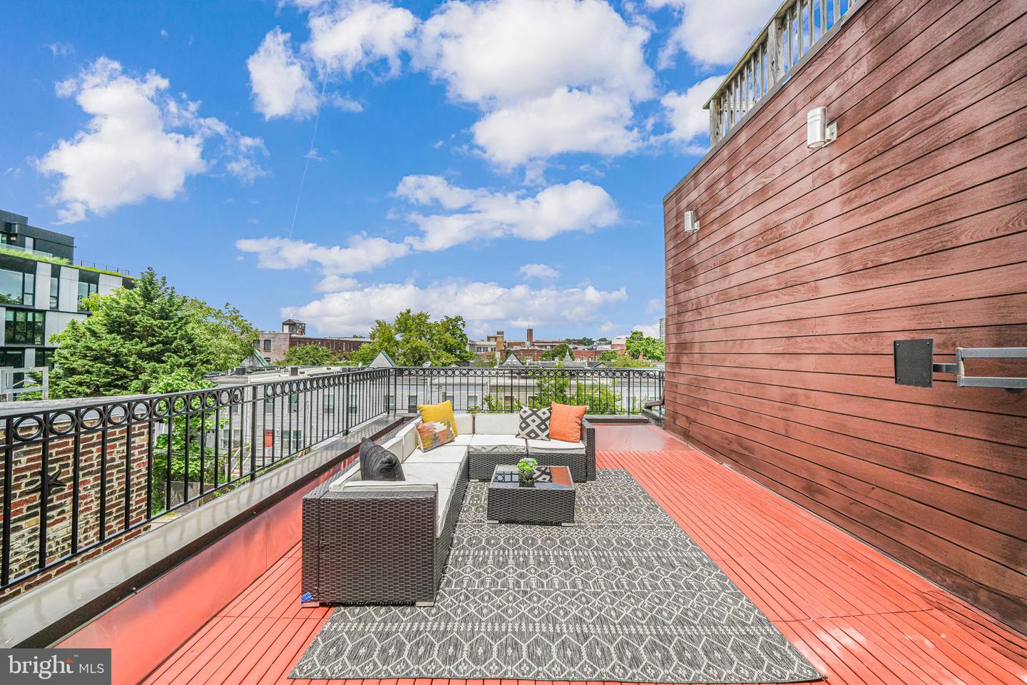 23 N ST NW, WASHINGTON, District Of Columbia 20001, 5 Bedrooms Bedrooms, ,4 BathroomsBathrooms,Residential,For sale,23 N ST NW,DCDC2205088 MLS # DCDC2205088