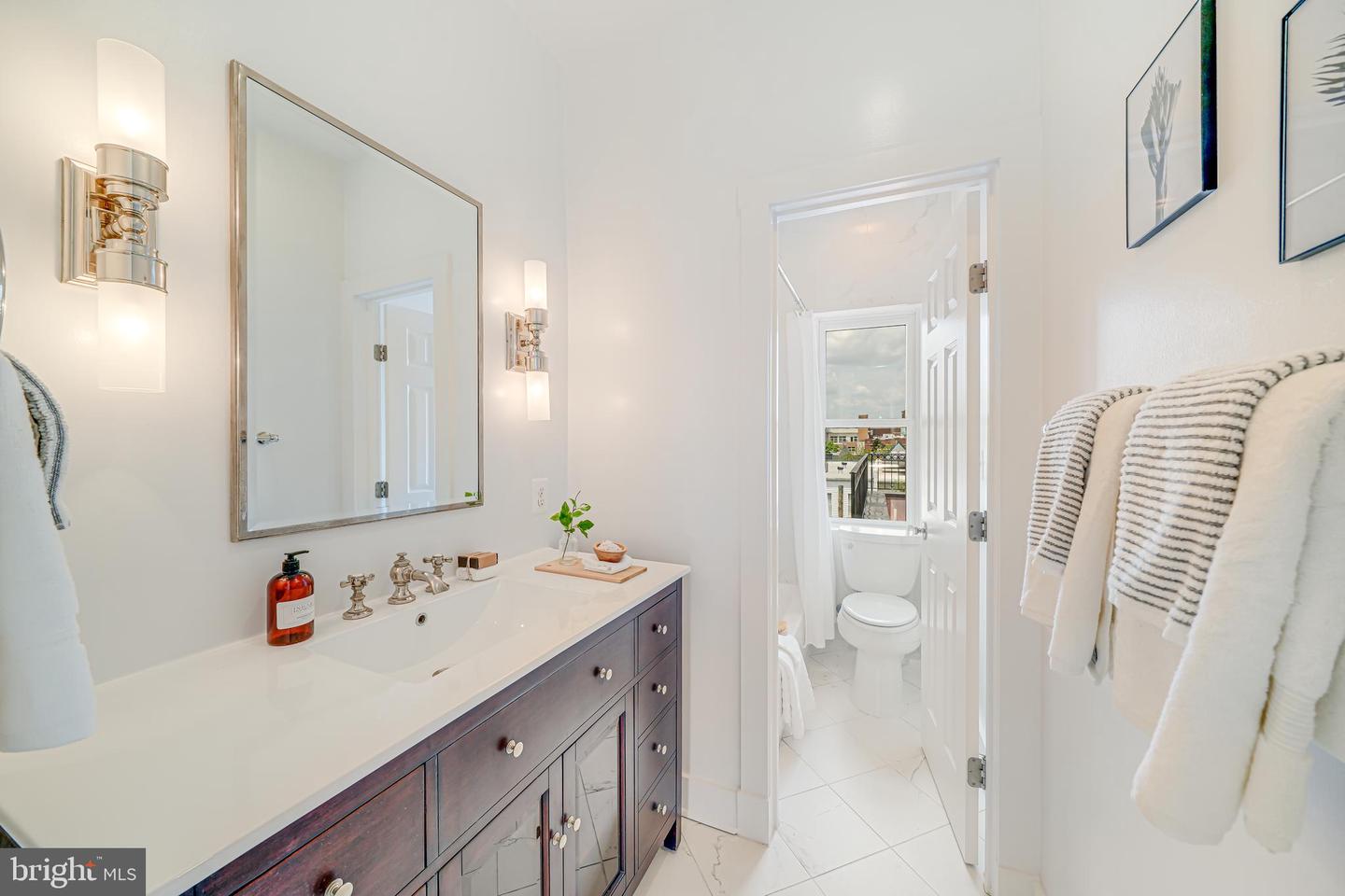 23 N ST NW, WASHINGTON, District Of Columbia 20001, 5 Bedrooms Bedrooms, ,4 BathroomsBathrooms,Residential,For sale,23 N ST NW,DCDC2205088 MLS # DCDC2205088