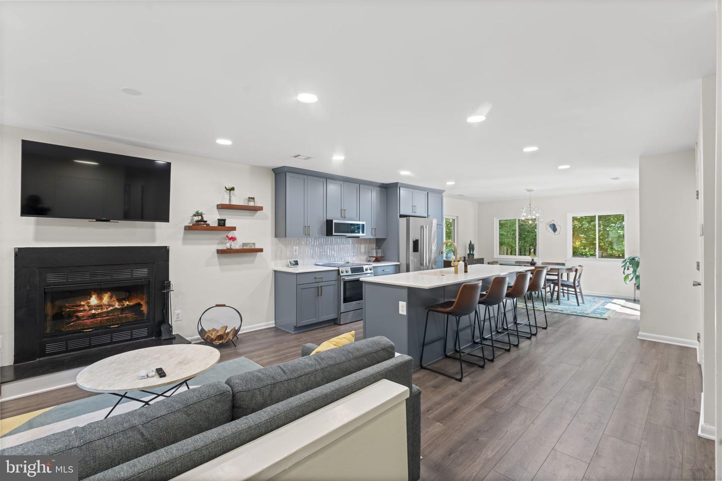 11308 GATESBOROUGH LN, RESTON, Virginia 20191, 3 Bedrooms Bedrooms, ,2 BathroomsBathrooms,Residential,For sale,11308 GATESBOROUGH LN,VAFX2246448 MLS # VAFX2246448