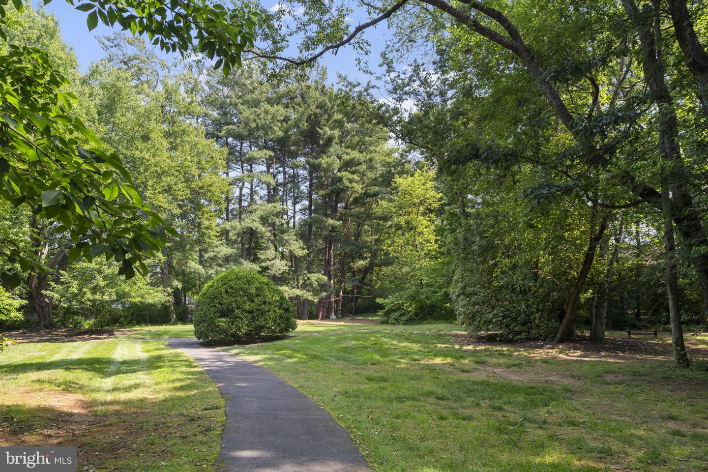 11308 GATESBOROUGH LN, RESTON, Virginia 20191, 3 Bedrooms Bedrooms, ,2 BathroomsBathrooms,Residential,For sale,11308 GATESBOROUGH LN,VAFX2246448 MLS # VAFX2246448