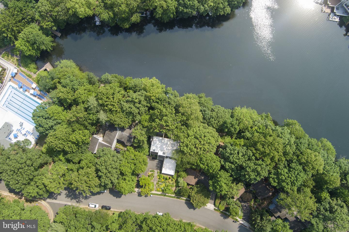 11308 GATESBOROUGH LN, RESTON, Virginia 20191, 3 Bedrooms Bedrooms, ,2 BathroomsBathrooms,Residential,For sale,11308 GATESBOROUGH LN,VAFX2246448 MLS # VAFX2246448
