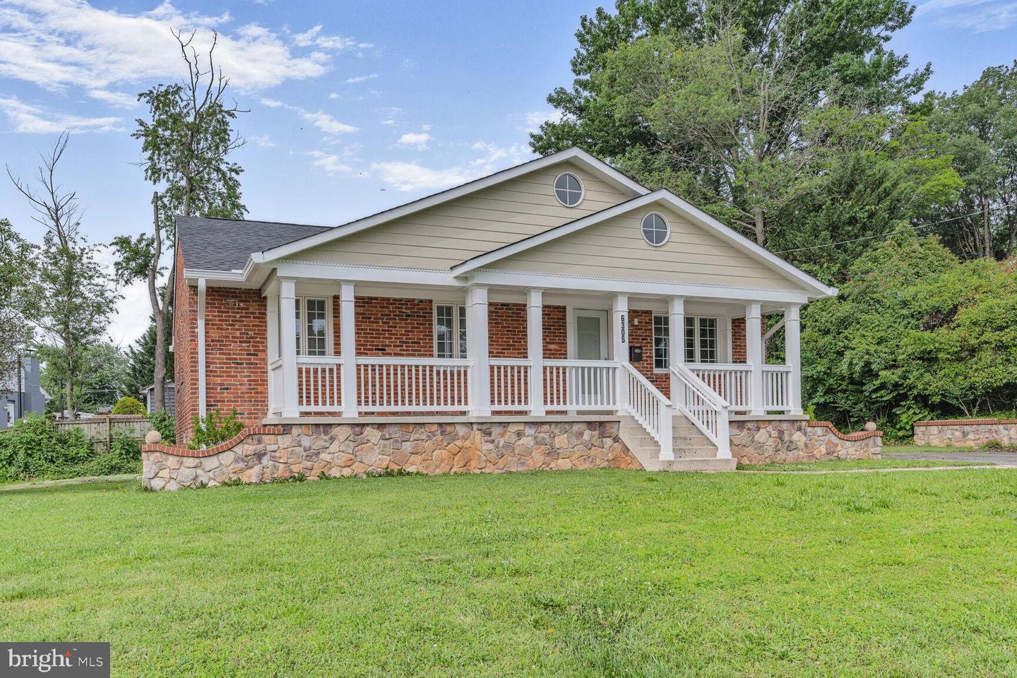 6305 HAWAII CT, ALEXANDRIA, Virginia 22312, 5 Bedrooms Bedrooms, ,3 BathroomsBathrooms,Residential,For sale,6305 HAWAII CT,VAFX2246462 MLS # VAFX2246462