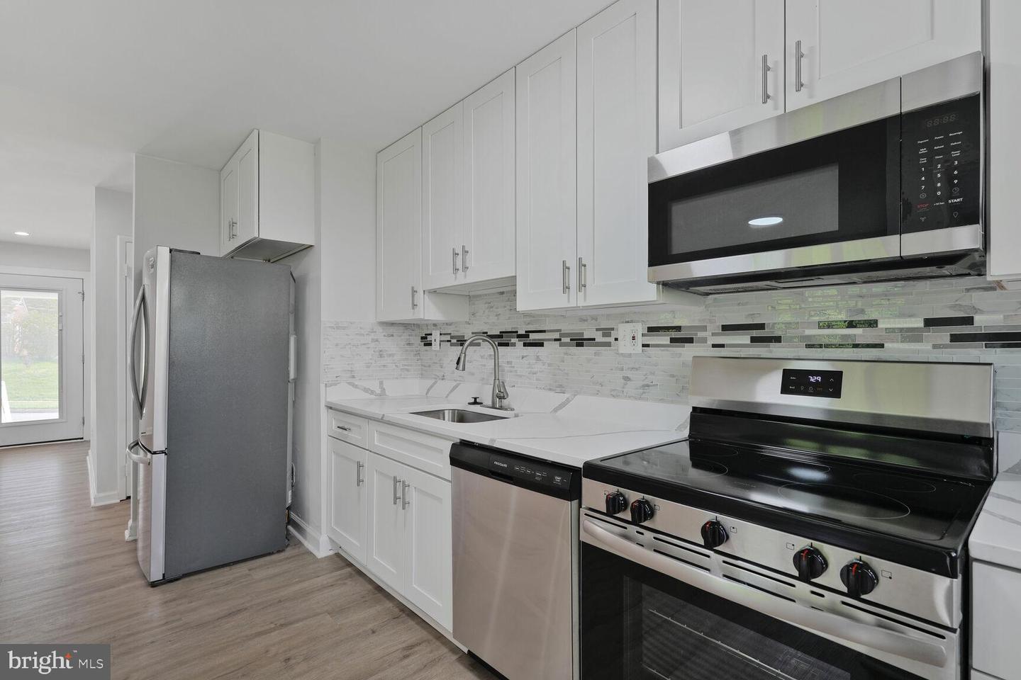 6305 HAWAII CT, ALEXANDRIA, Virginia 22312, 5 Bedrooms Bedrooms, ,3 BathroomsBathrooms,Residential,For sale,6305 HAWAII CT,VAFX2246462 MLS # VAFX2246462