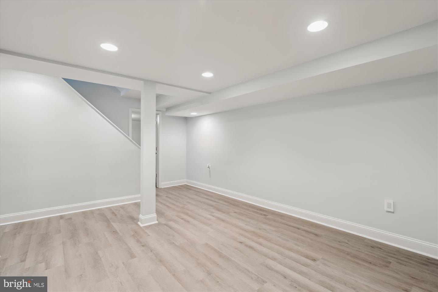 8200 SMITHFIELD AVE, SPRINGFIELD, Virginia 22152, 4 Bedrooms Bedrooms, ,2 BathroomsBathrooms,Residential,For sale,8200 SMITHFIELD AVE,VAFX2246480 MLS # VAFX2246480