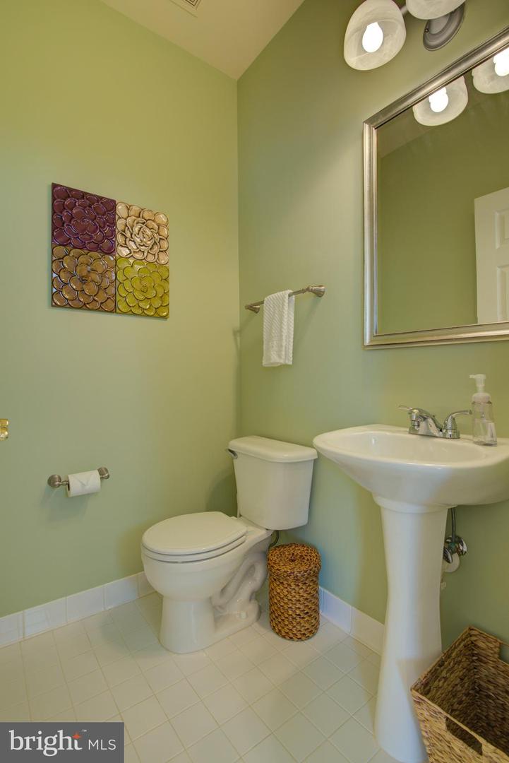 18256 ASH MILL TER, LEESBURG, Virginia 20176, 3 Bedrooms Bedrooms, ,3 BathroomsBathrooms,Residential,For sale,18256 ASH MILL TER,VALO2099160 MLS # VALO2099160