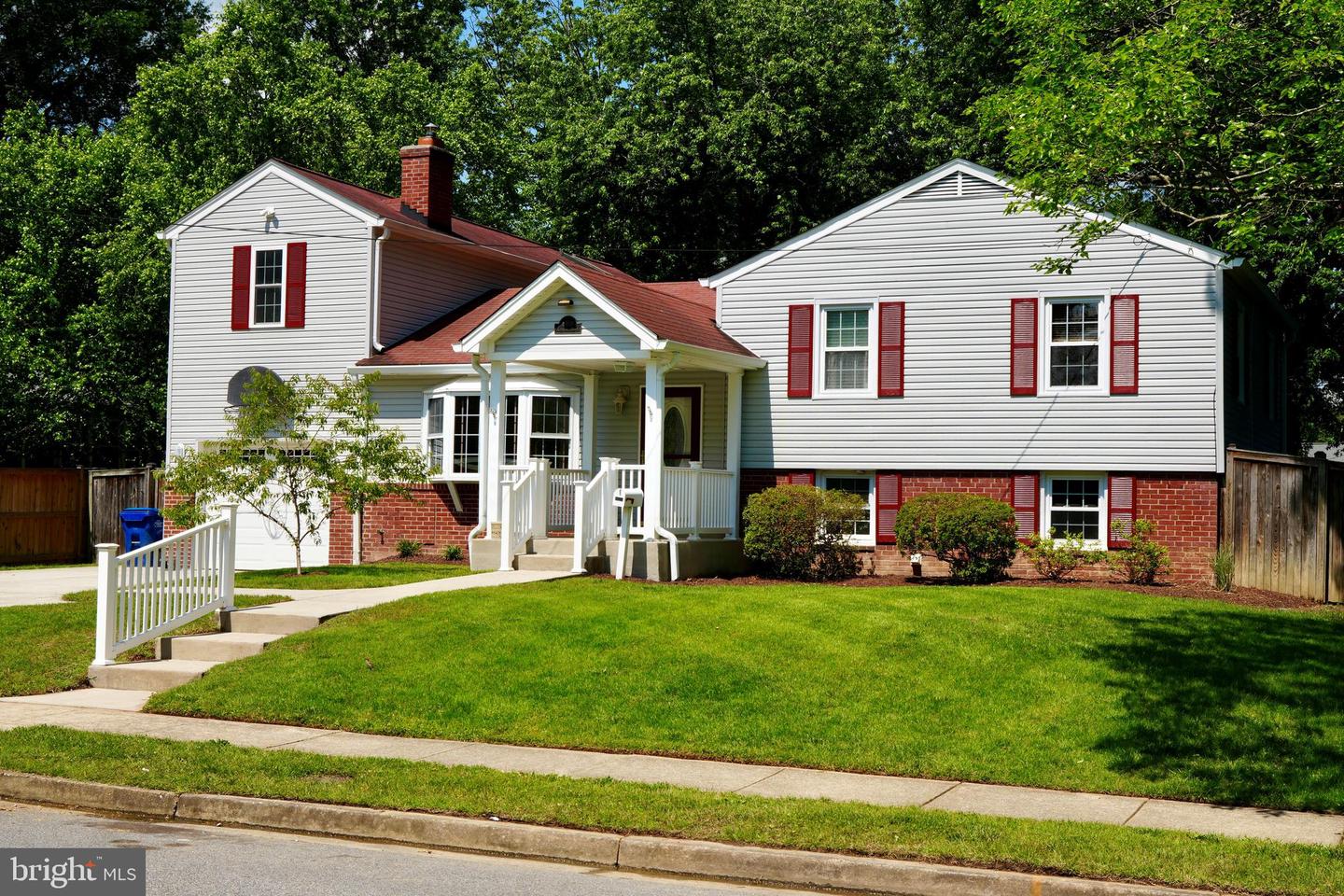8408 CONOVER PL, ALEXANDRIA, Virginia 22308, 5 Bedrooms Bedrooms, 11 Rooms Rooms,2 BathroomsBathrooms,Residential,For sale,8408 CONOVER PL,VAFX2246580 MLS # VAFX2246580