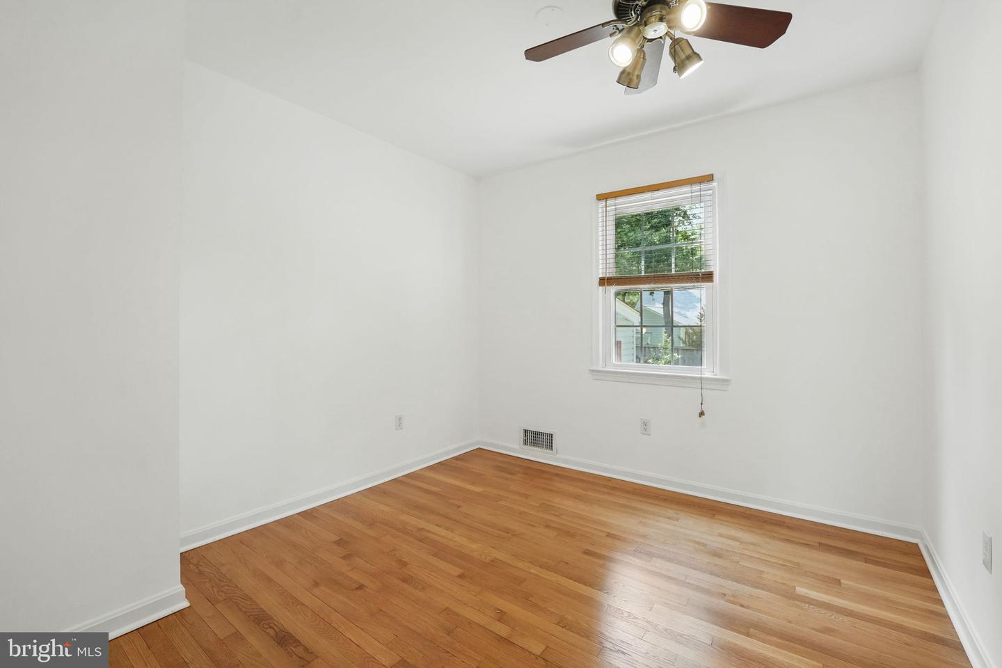 8408 CONOVER PL, ALEXANDRIA, Virginia 22308, 5 Bedrooms Bedrooms, 11 Rooms Rooms,2 BathroomsBathrooms,Residential,For sale,8408 CONOVER PL,VAFX2246580 MLS # VAFX2246580