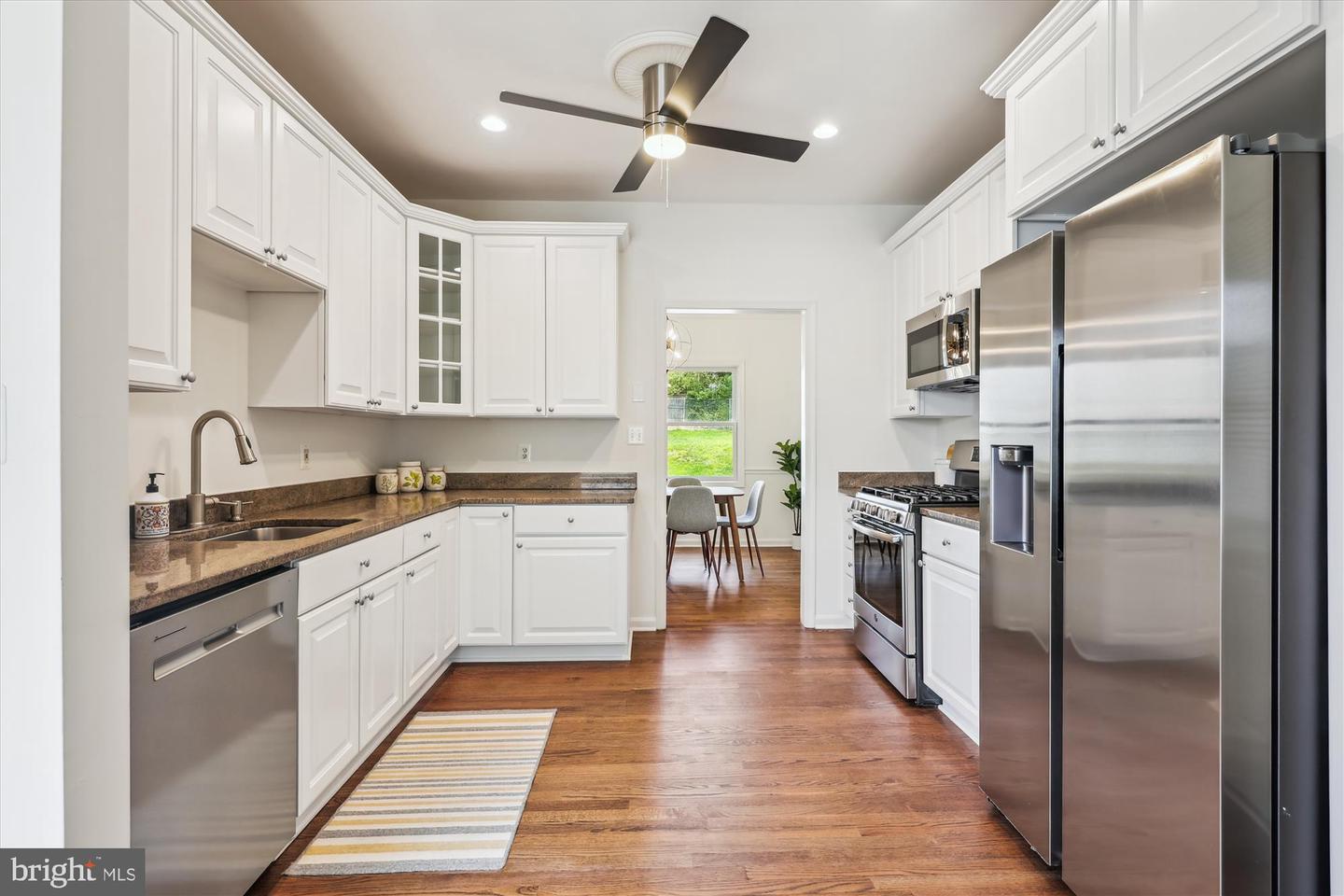 2142 N DINWIDDIE ST, ARLINGTON, Virginia 22207, 4 Bedrooms Bedrooms, ,3 BathroomsBathrooms,Residential,For sale,2142 N DINWIDDIE ST,VAAR2058988 MLS # VAAR2058988