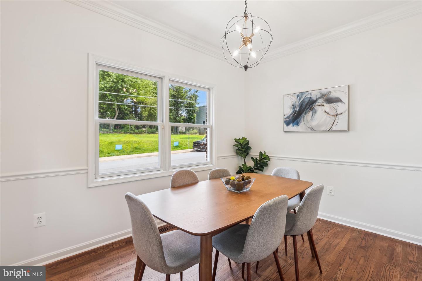 2142 N DINWIDDIE ST, ARLINGTON, Virginia 22207, 4 Bedrooms Bedrooms, ,3 BathroomsBathrooms,Residential,For sale,2142 N DINWIDDIE ST,VAAR2058988 MLS # VAAR2058988