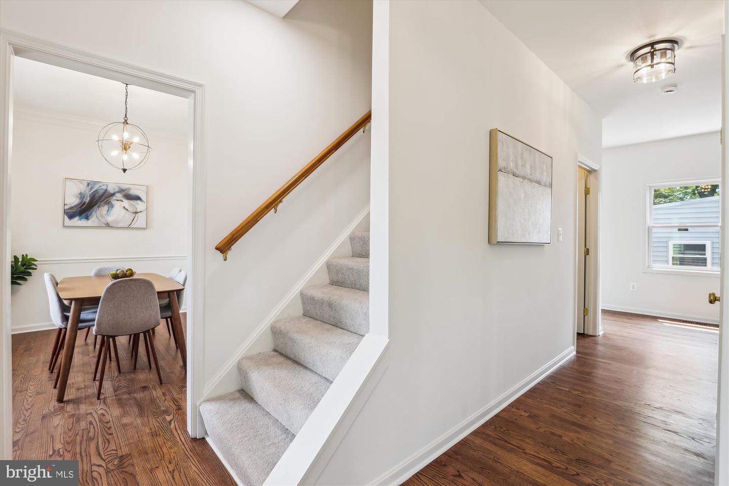 2142 N DINWIDDIE ST, ARLINGTON, Virginia 22207, 4 Bedrooms Bedrooms, ,3 BathroomsBathrooms,Residential,For sale,2142 N DINWIDDIE ST,VAAR2058988 MLS # VAAR2058988