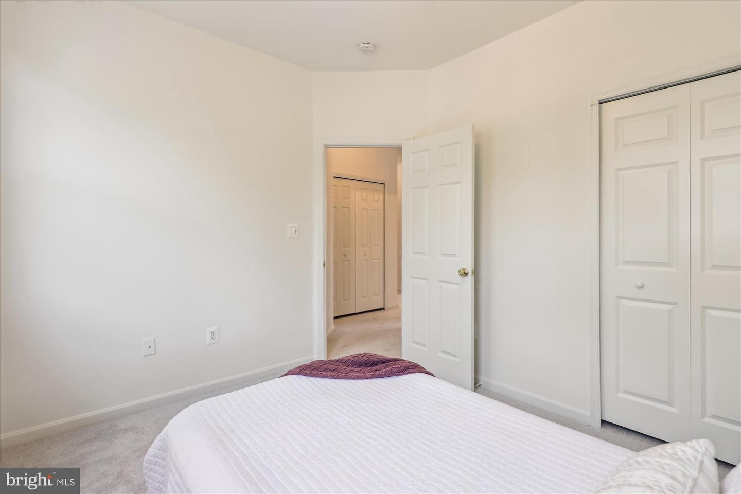 2142 N DINWIDDIE ST, ARLINGTON, Virginia 22207, 4 Bedrooms Bedrooms, ,3 BathroomsBathrooms,Residential,For sale,2142 N DINWIDDIE ST,VAAR2058988 MLS # VAAR2058988